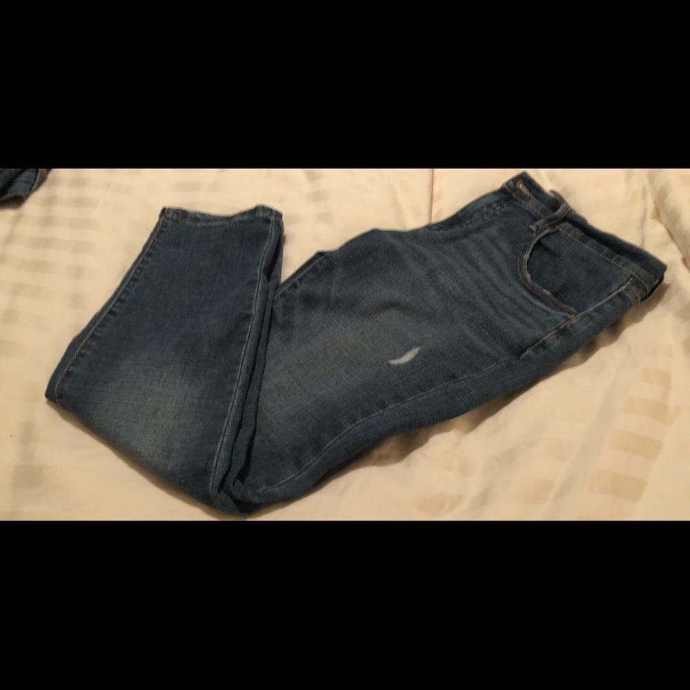 Girlfriend jeans